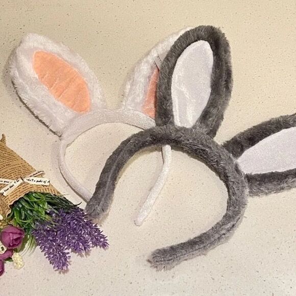 bullseye Playground bunny ears felt NEW - Picture 1 of 4